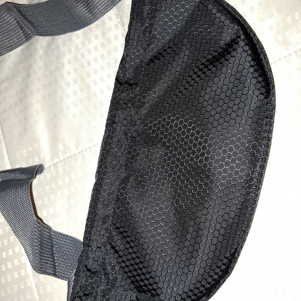 WATERFLY Bum Bag Waist Bag Small Stylish - Black